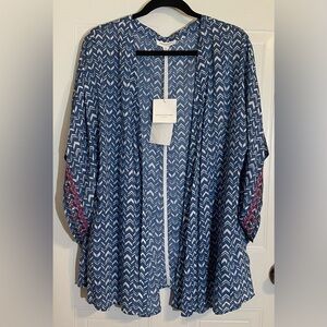 beachlunchlounge Blue and White Patterned Top